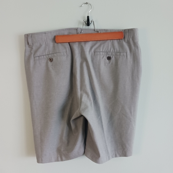 Size 38 Pebble Beach Dry Luxe Performance Mens Short Golf Athletic Gray - Picture 6 of 10